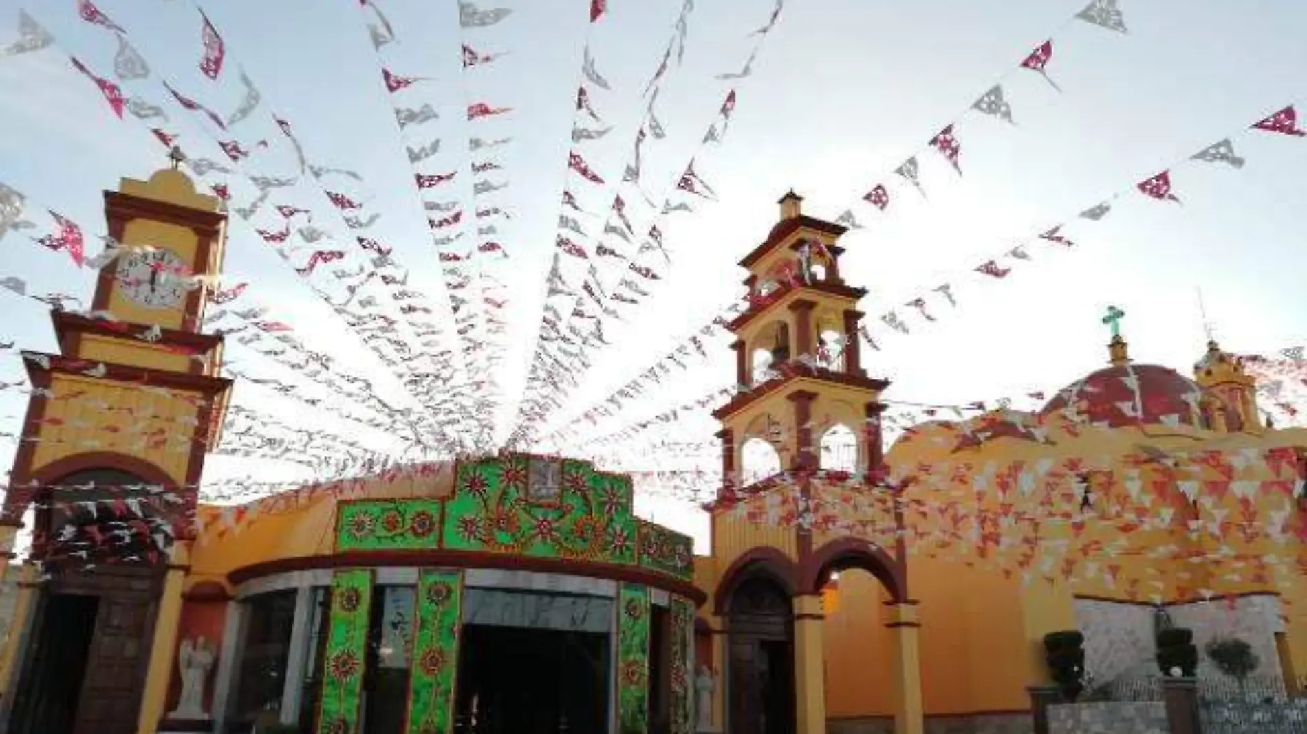 iglesia de Santiago Acatlán